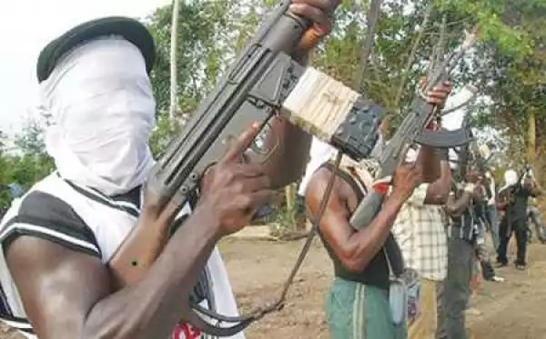 Oh No! Gunmen Assassinate Rivers Monarch While in a Meeting with Other Chiefs